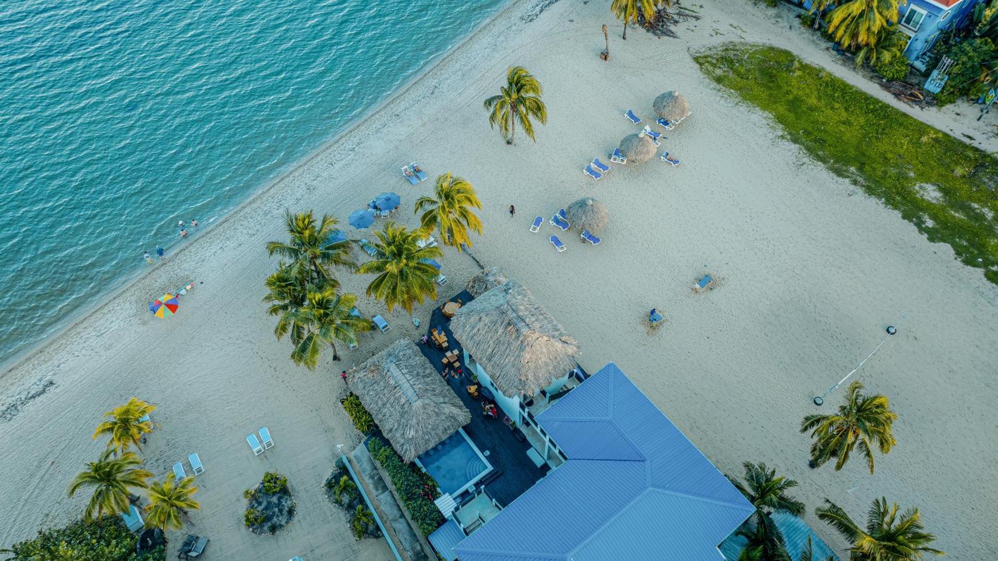 Ocean Breeze Hotel Placencia ภายนอก รูปภาพ